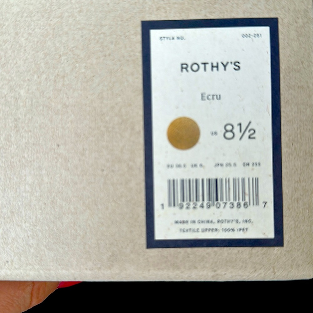 BRAND NEW ROTHYS!! The Pointe in Ecru, size 8.5